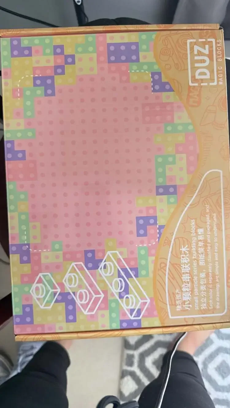 DUZ Magic Blocks Hello Kitty 3D Building Set